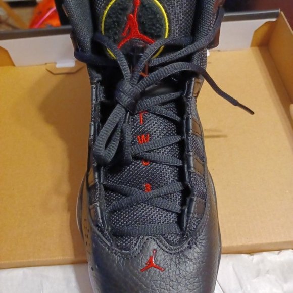 Jordan 6 Rings Black/ University Red/ White - Picture 5 of 8